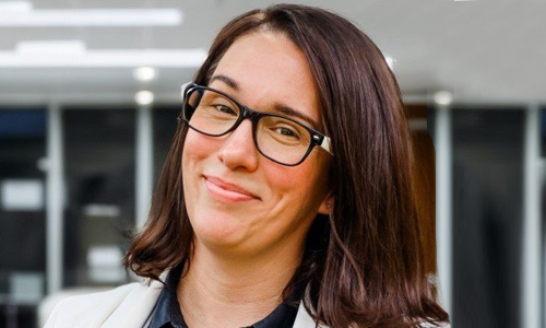 Dr. Lindsay Tan.jpg